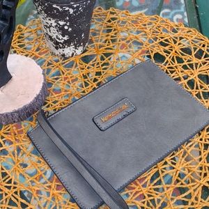 Montana West wrislet